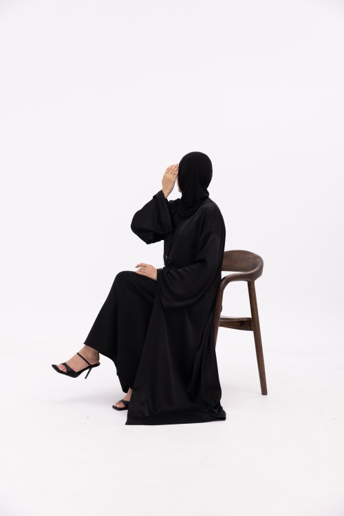 Abaya Soraya noir satiné