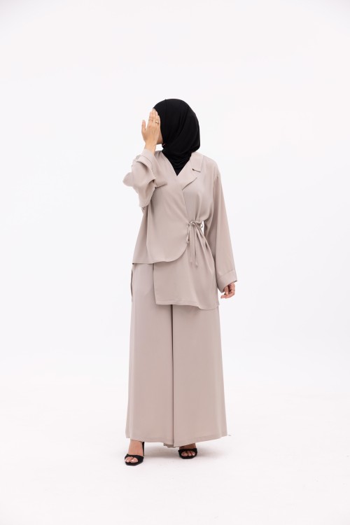 Ensemble Ona beige