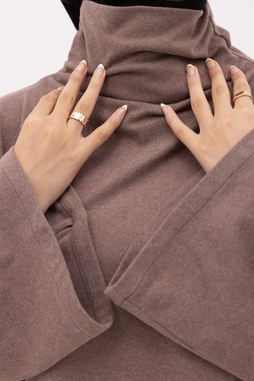 Pull Tan rhubarbe