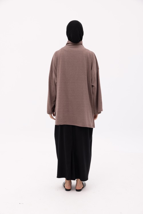 Pull Tan rhubarbe
