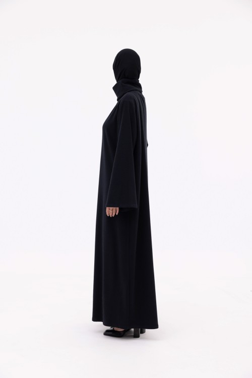 Robe Kim winter noir