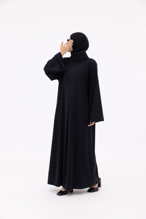 Robe Kim winter noir