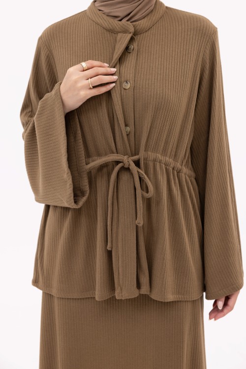 Ensemble Nina ocre