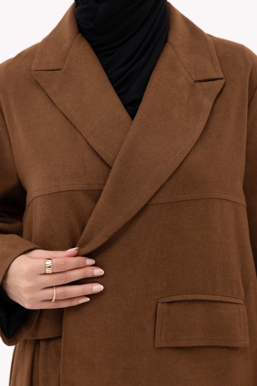 Ensemble Izza Winter camel