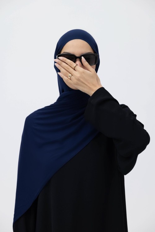 x  Hijab bleu nuit