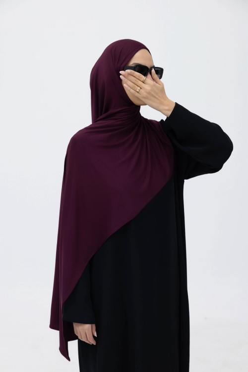 x  Hijab burgundy