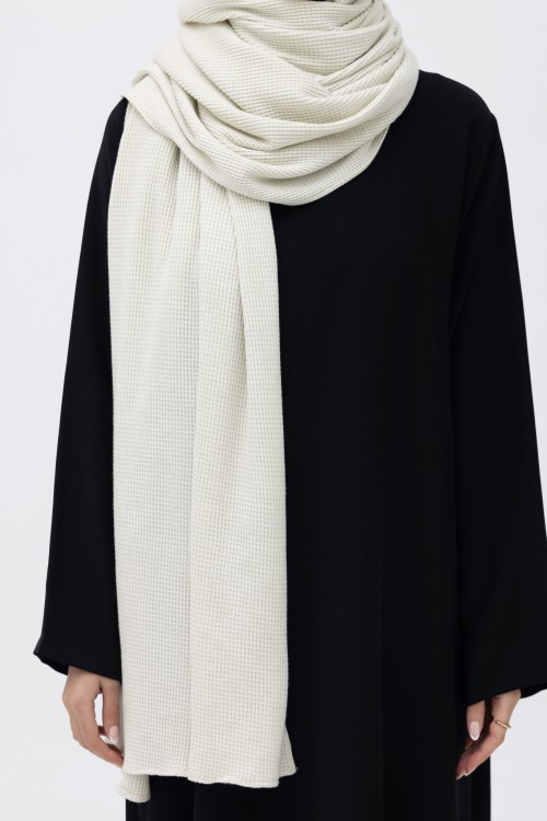 x Echarpe en maille côtelée creme