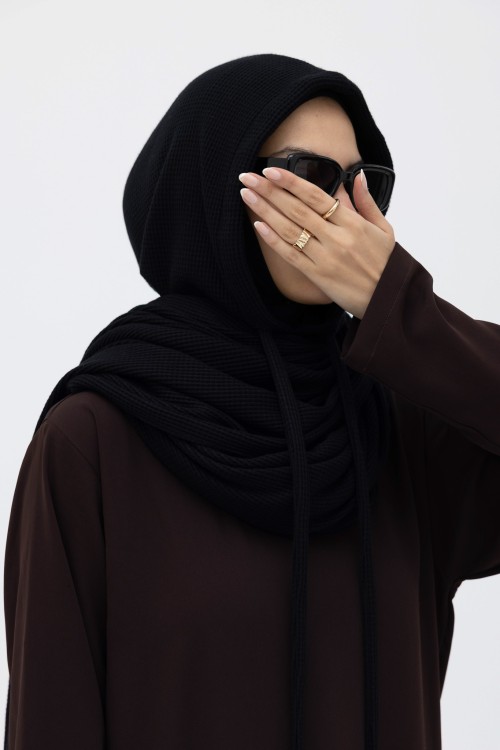 x  Cagoule en maille côtelée noir