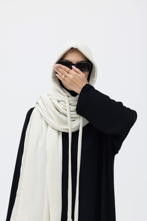 x Cagoule en maille côtelée creme