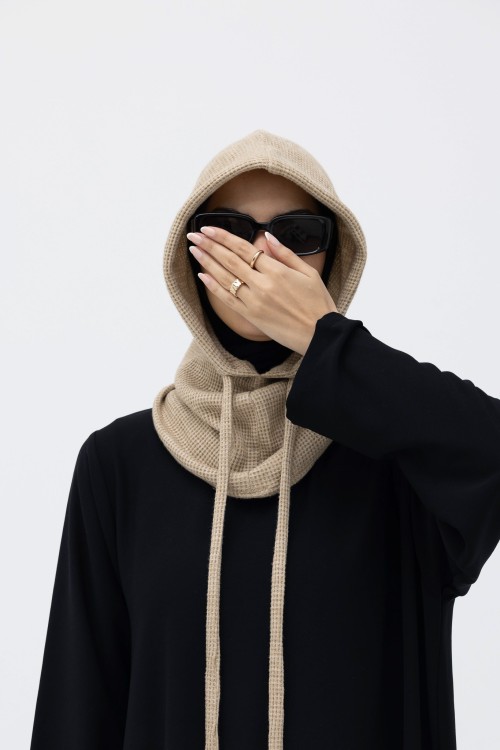 x Cagoule en maille côtelée beige