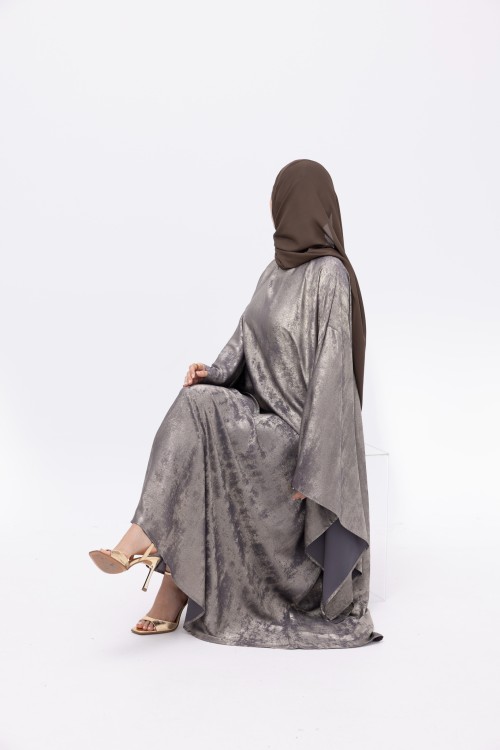 Robe Sana Shiny Brown