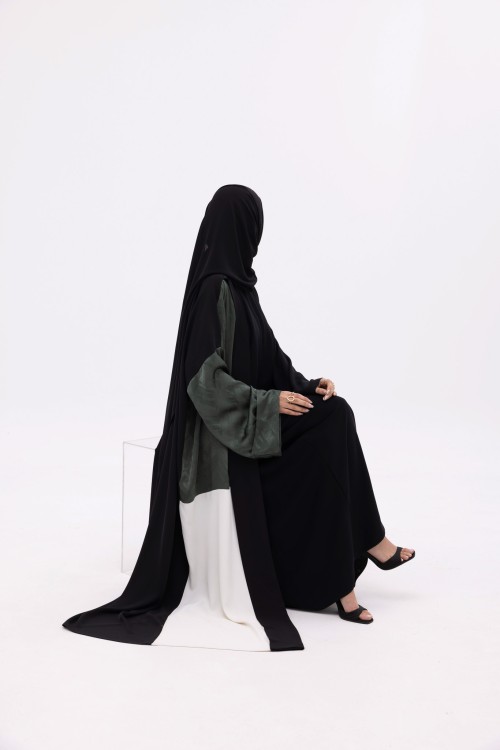 Abaya Ryhna Noir & emeraude