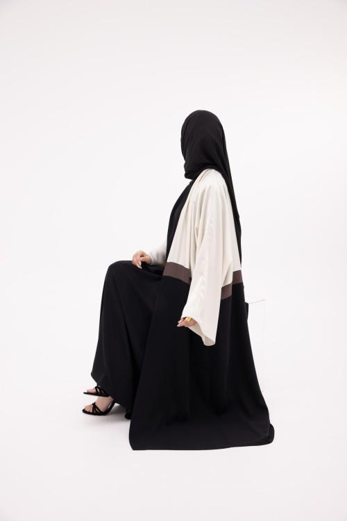 Abaya Valeria black & white