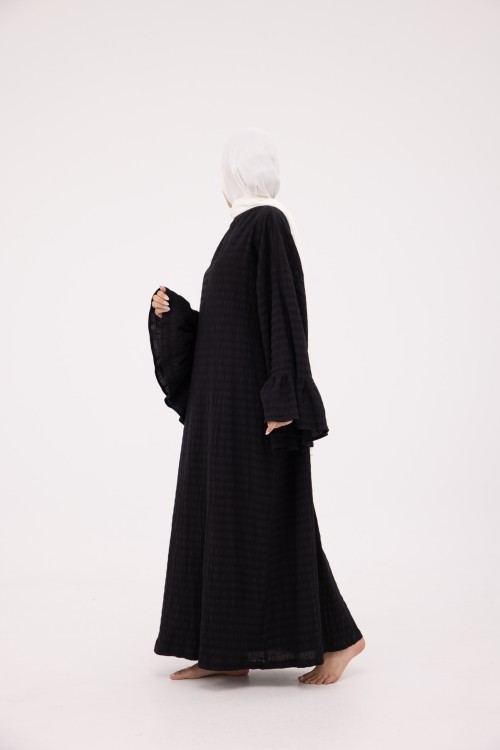 Robe Sayda en Lin noir