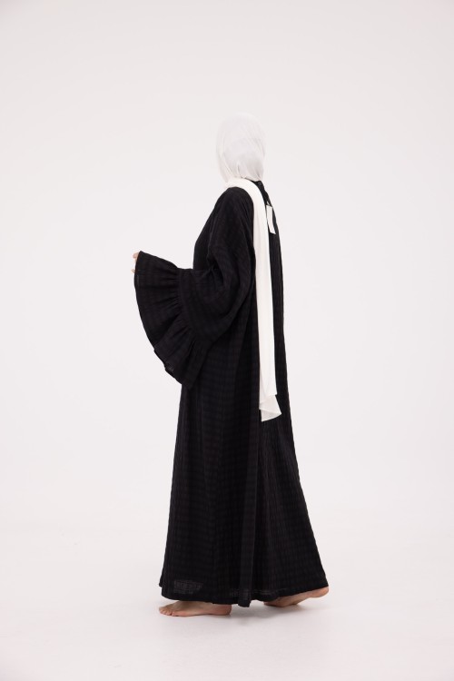 Robe Sayda en Lin noir