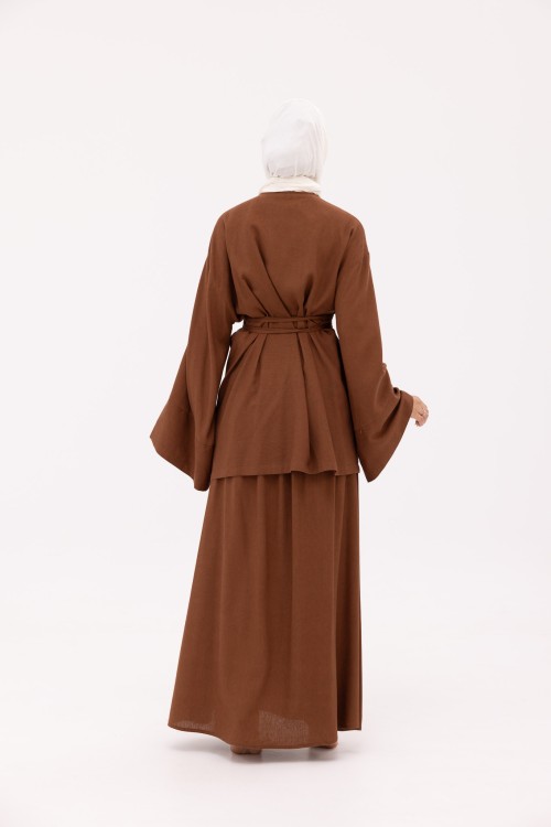 Ensemble Joanna en Lin marron