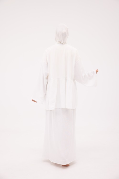 Ensemble Vanessa en lin blanc