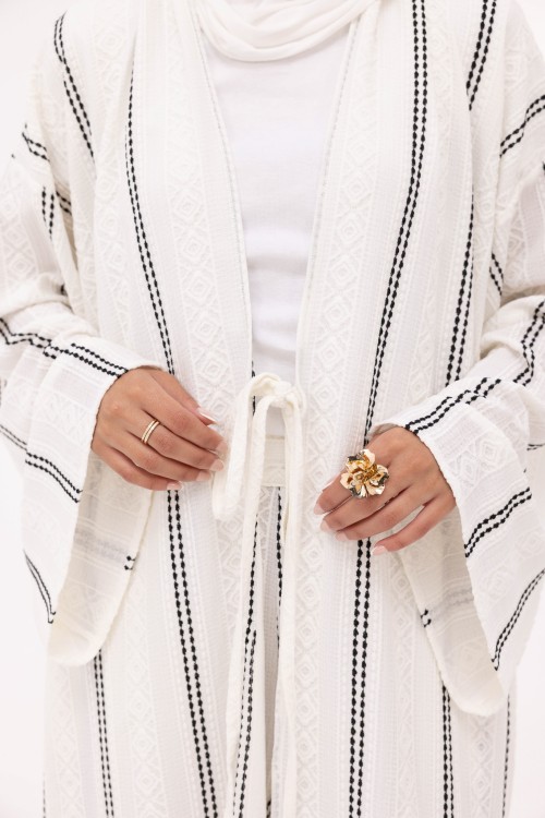 Ensemble Louny black & white