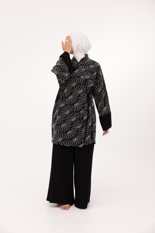 Ensemble Lary en lin noir brodé