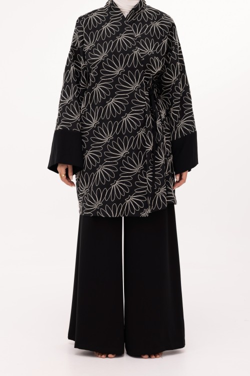 Ensemble Lary en lin noir brodé