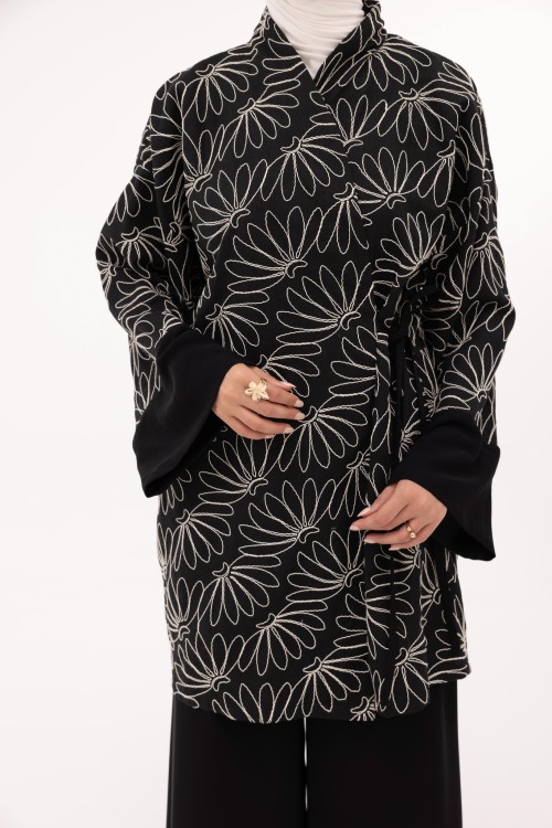 Ensemble Lary en lin noir brodé