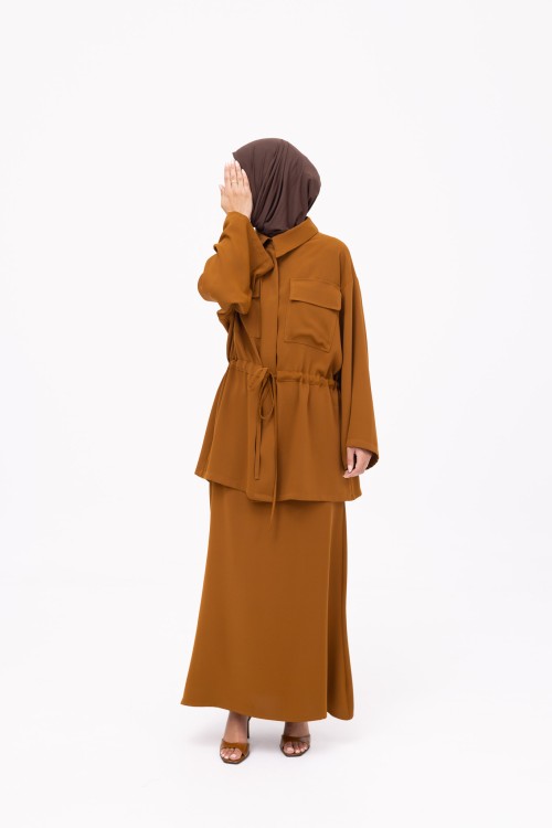 Ensemble Jen camel