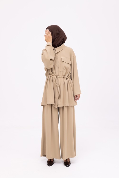 Ensemble Jen beige
