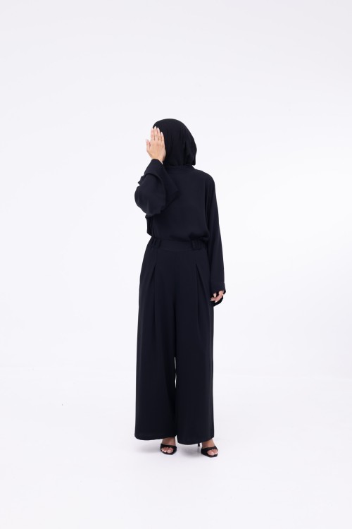 Ensemble Daily noir