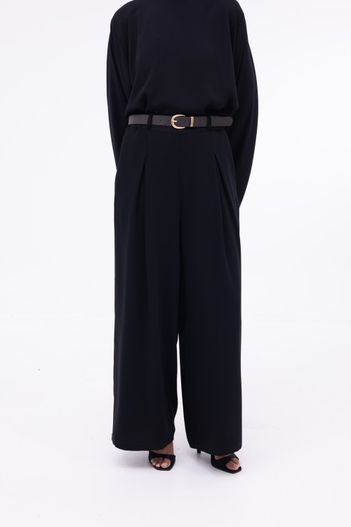 Ensemble Daily noir