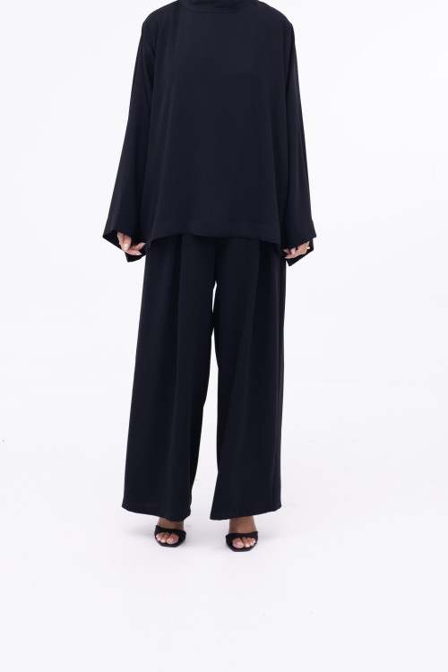 Ensemble Daily noir