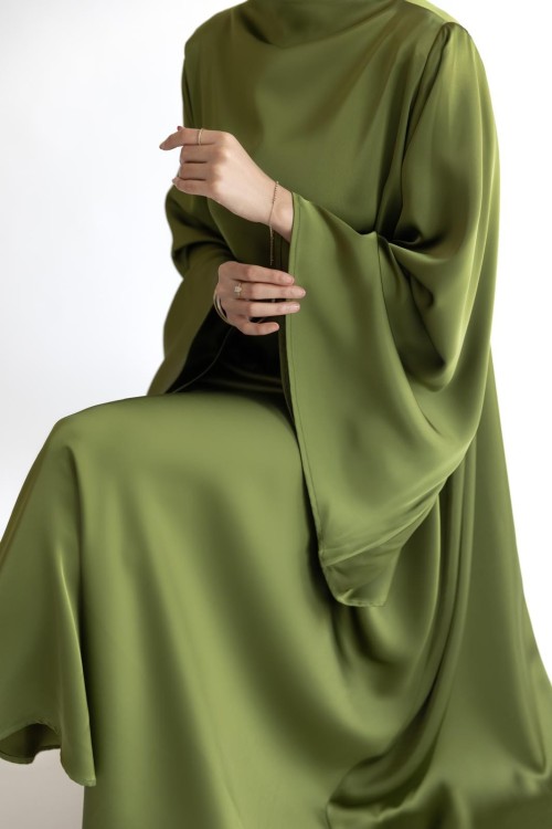 Robe Queen olive