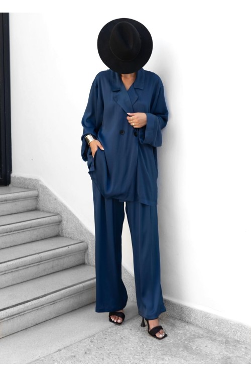 Ensemble Carmen bleu marine