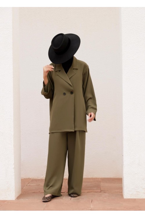 Ensemble Carmen olive