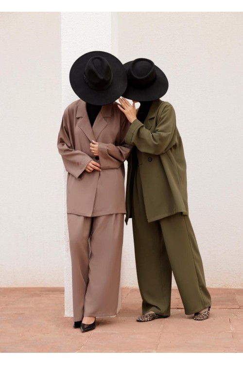 Ensemble Carmen olive