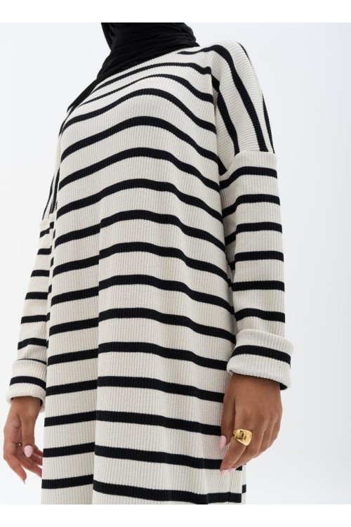 Robe côtelée rayée