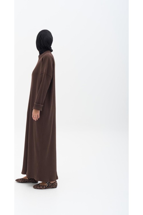 Robe côtelée marron