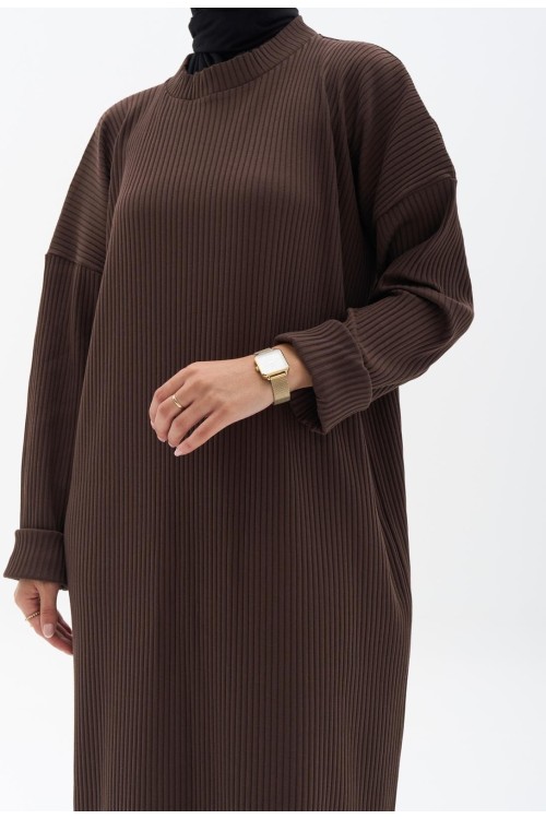Robe côtelée marron