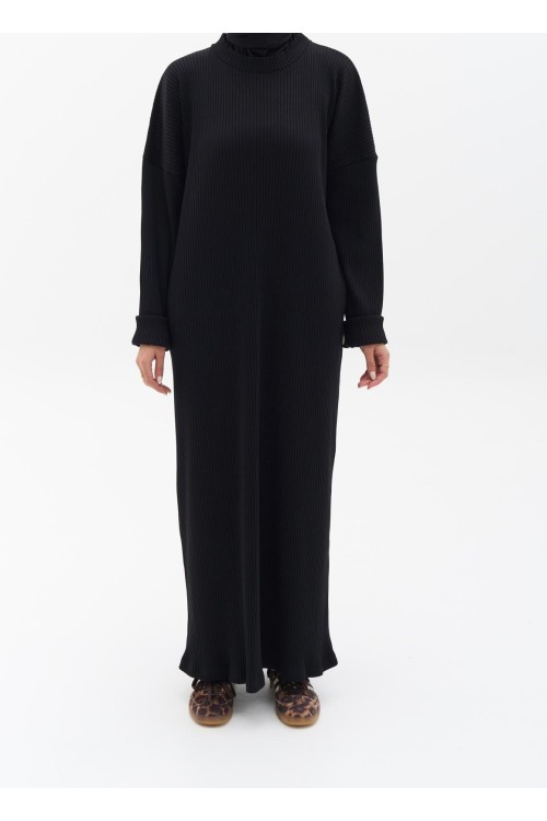 Robe côtelée noire