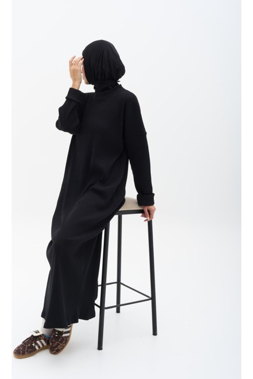 Robe côtelée noire