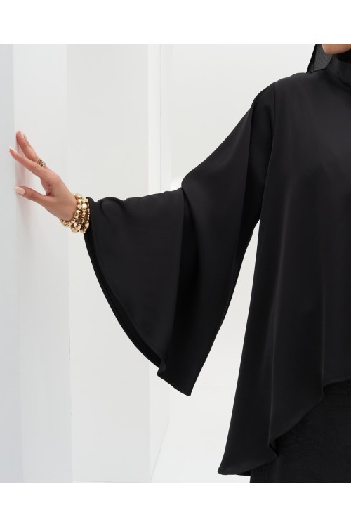 Cape Cara Noir satiné