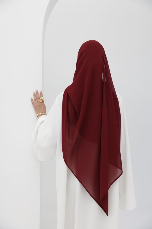 Hijab burgundy