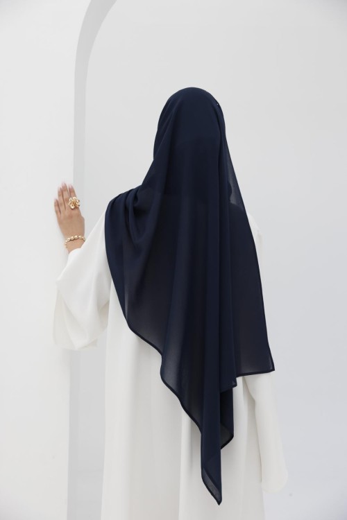 Hijab bleu nuit