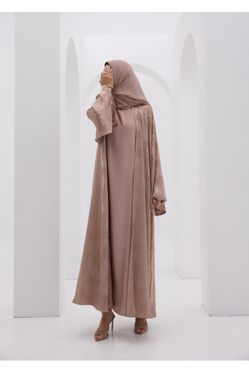Abaya Amna nude 8