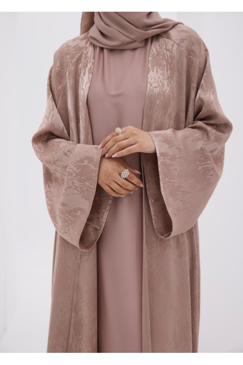 Abaya Amna nude 8