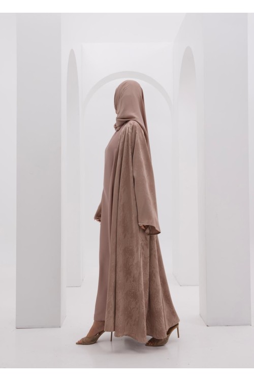 Abaya Amna nude 8
