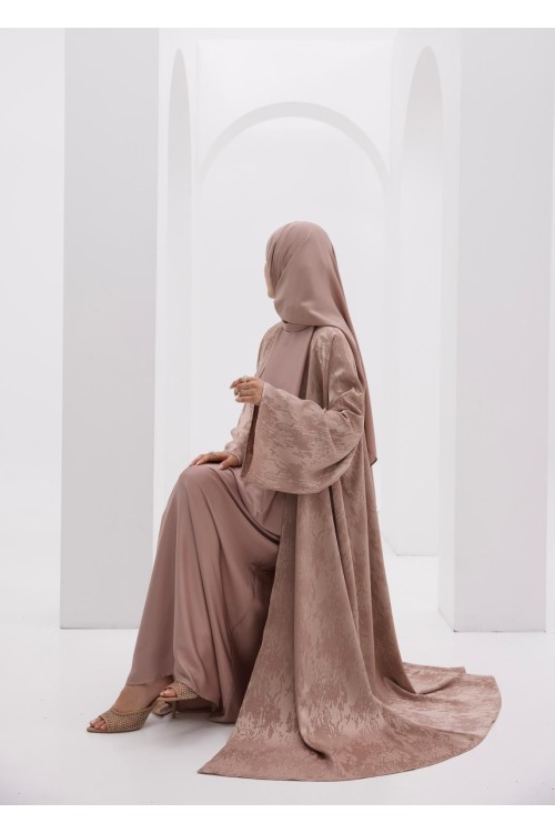 Abaya Amna nude 8
