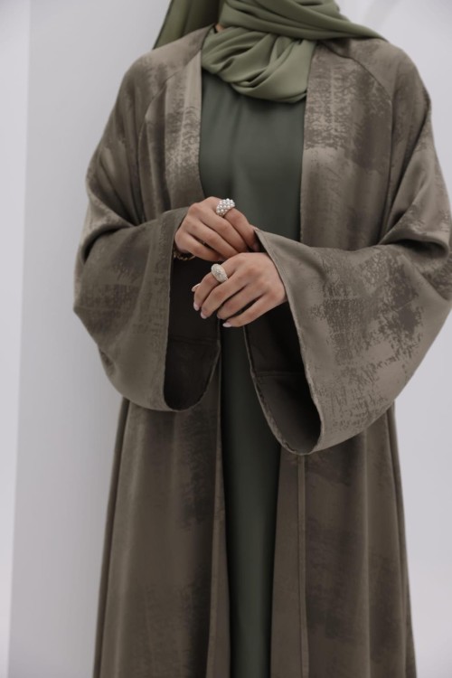 Ensemble Amna olive 1