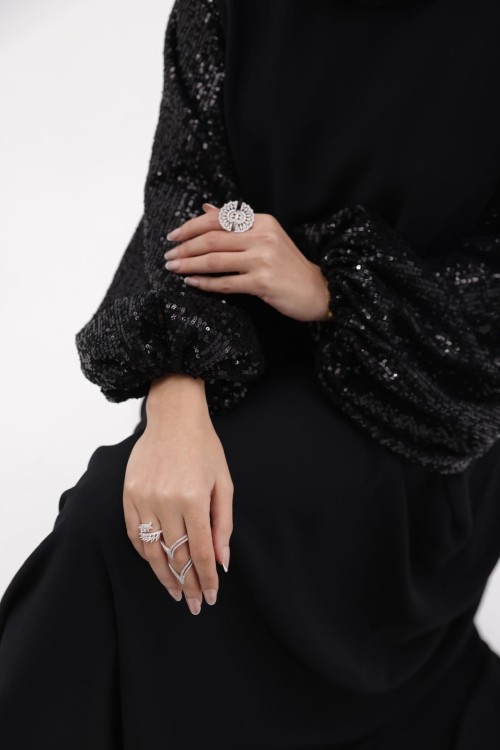 Robe Mona noir