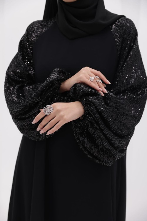 Robe Mona noir