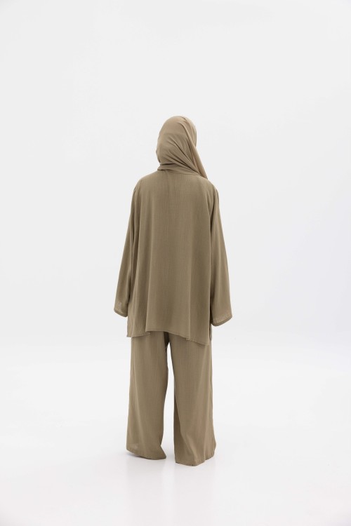 Ensemble Julia taupe